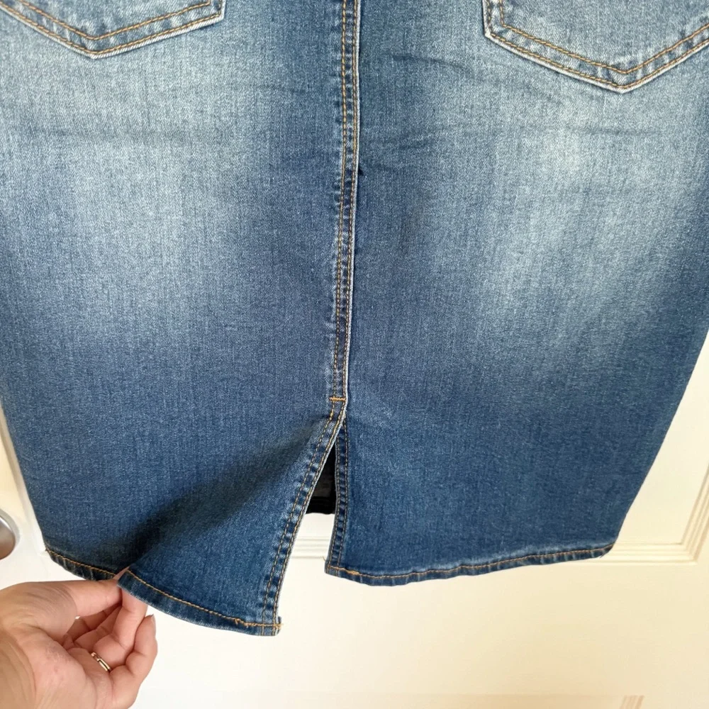 It Tatiana Blue Denim Pencil Skirt - Picture 6 of 9